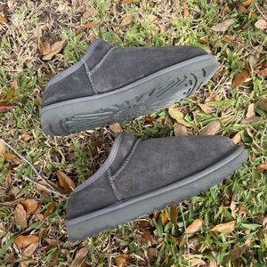 UGG Grey Classic Slipper Size 8